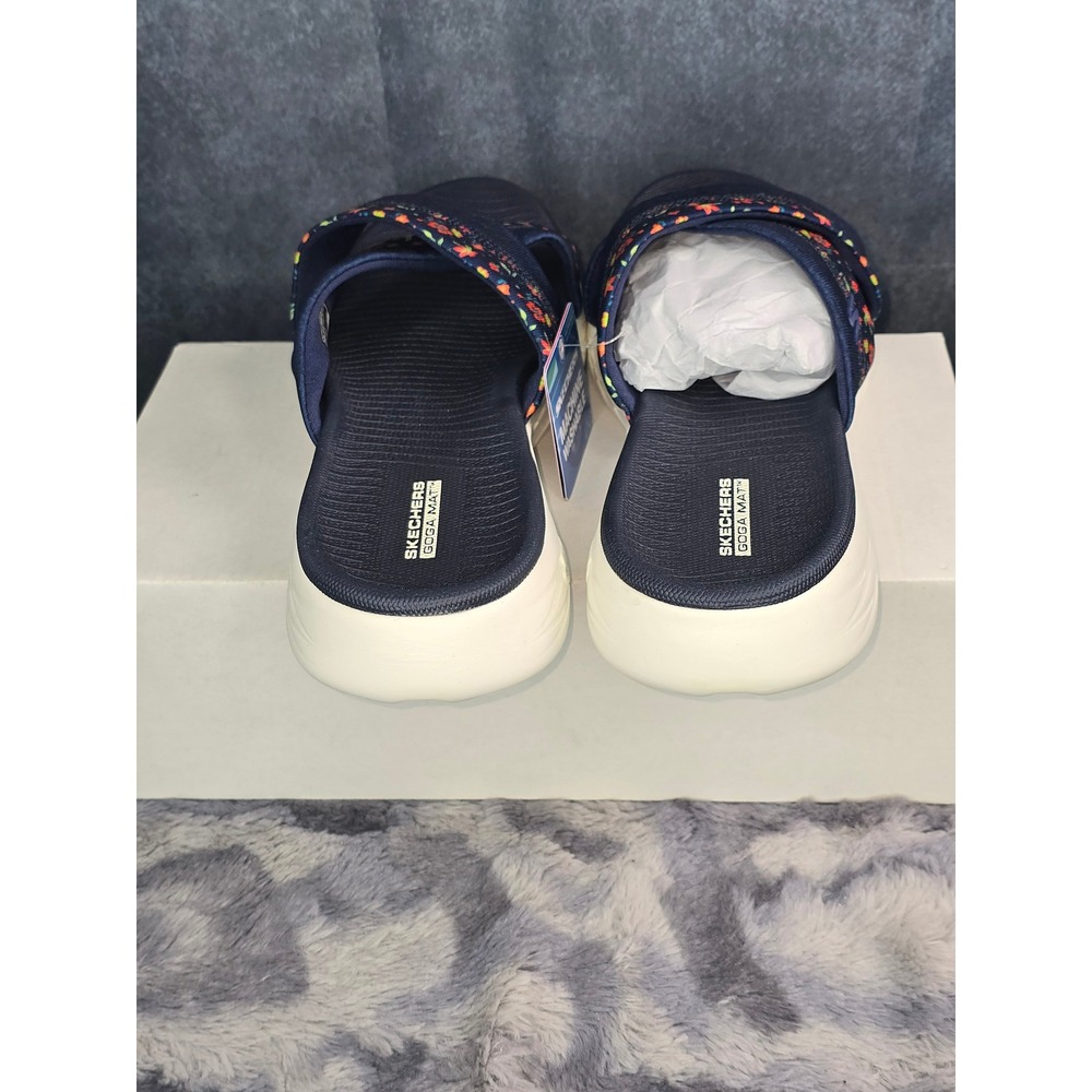 Skechers On the Go GoWalk Sandals Navy Blue Floral Print Slides Womens Size 10 - Picture 3 of 7